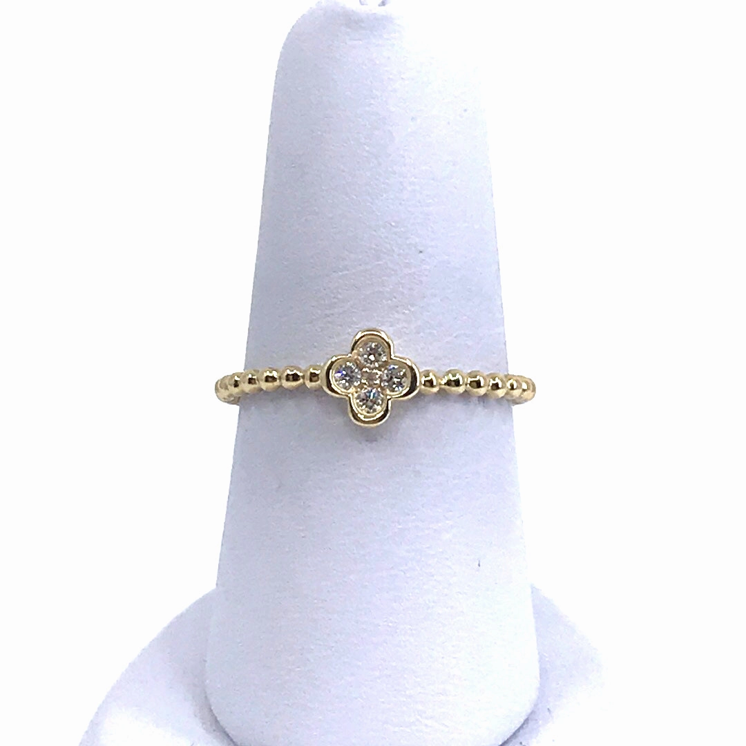 14K Gold and Micropave Diamonds Small Clover Ring Shiny Embellishments