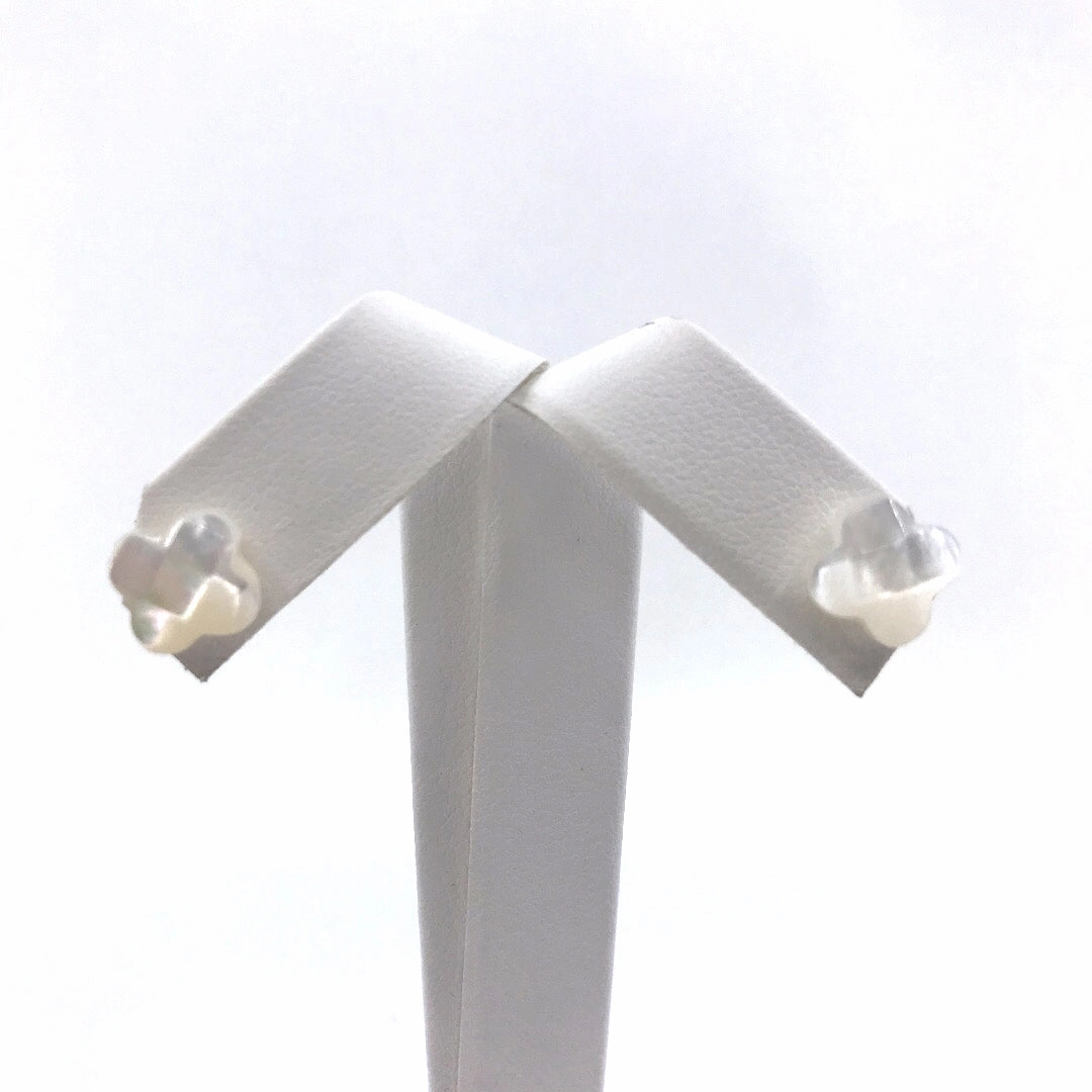 Airy Light Luxury Touch 14K Gold Mother of Pearl Flower Stud Earrings