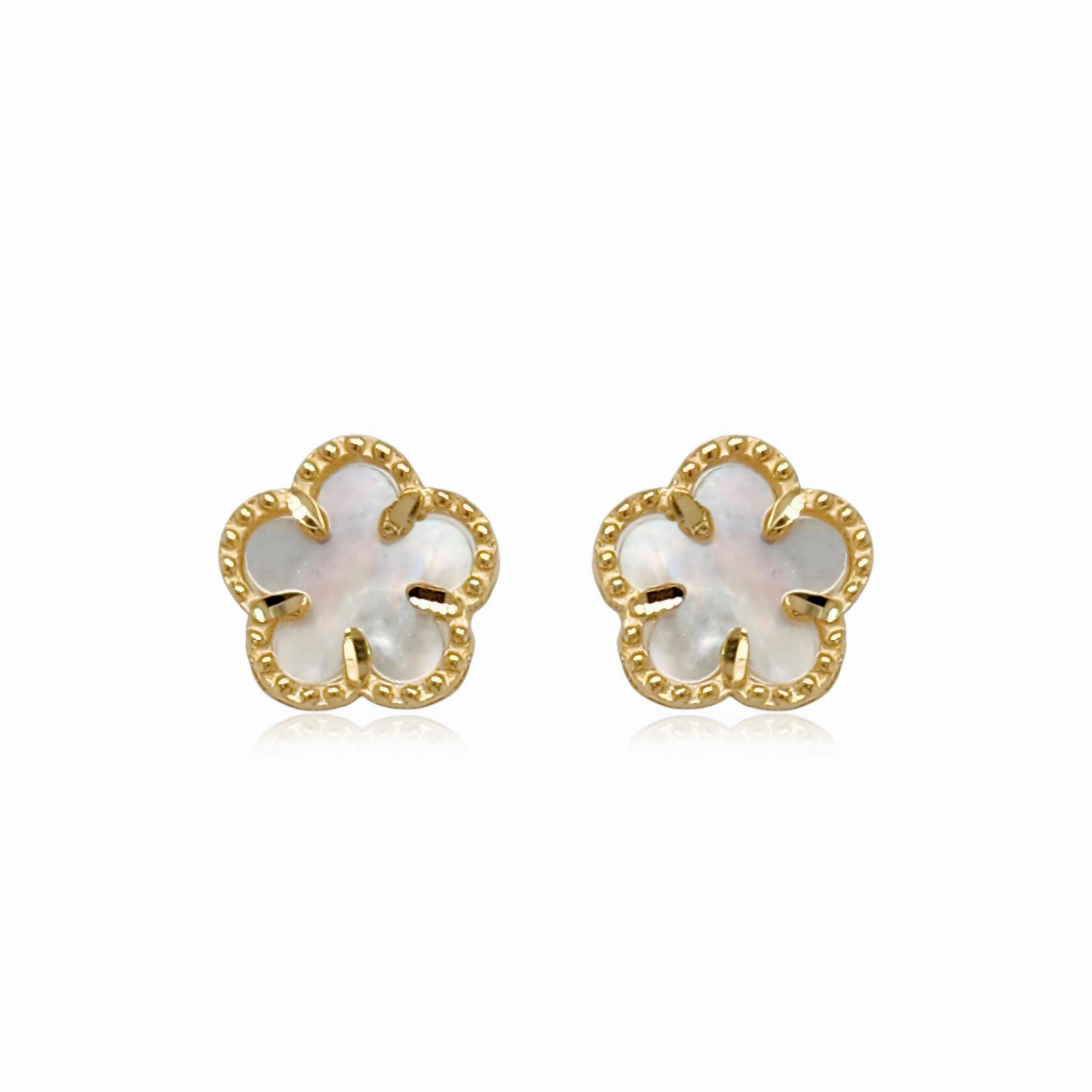 Timeless Accent 14k Gold Mother of Pearl Flower Stud Earrings with Beaded Border