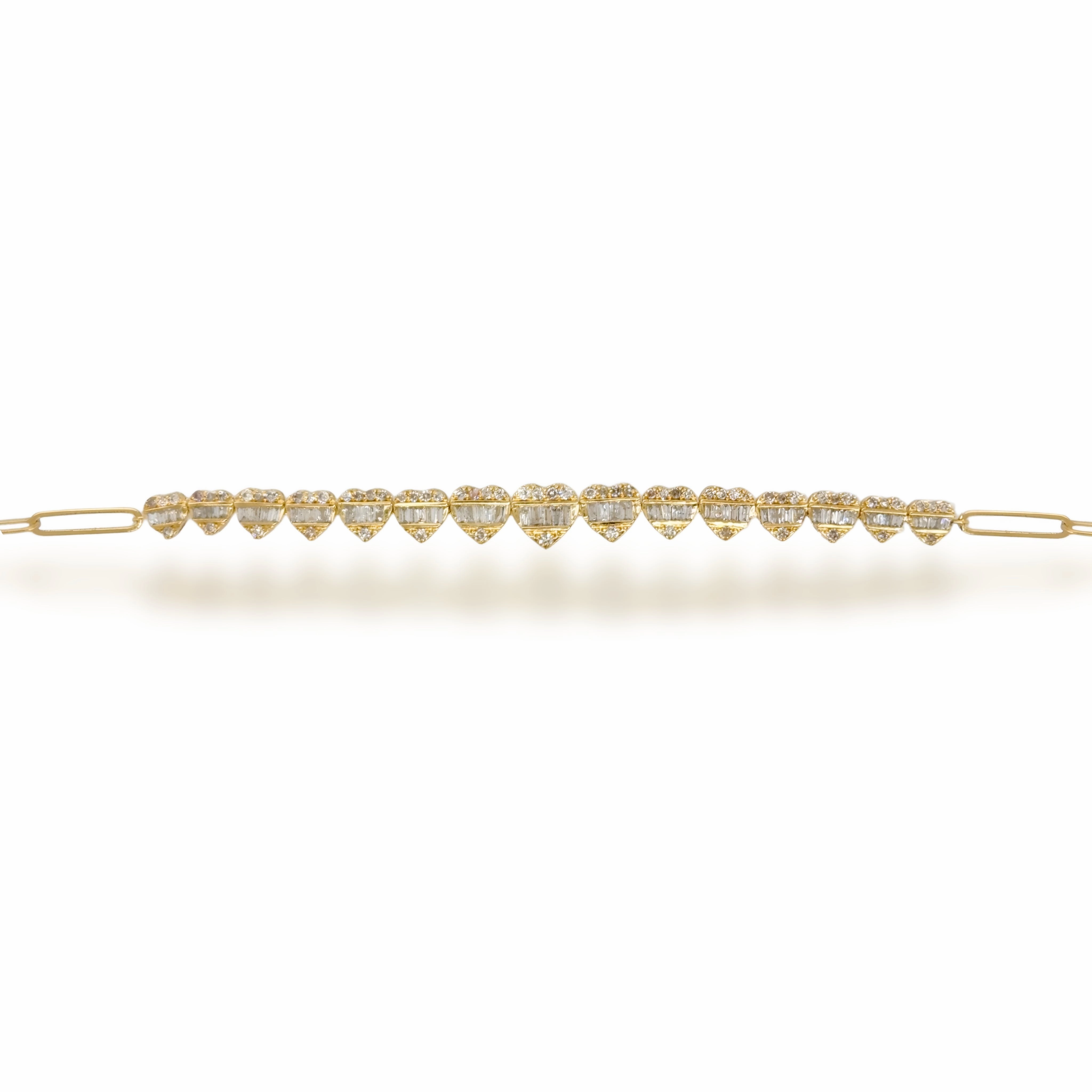 14K Gold Paperclip With Center Diamond Hearts Bracelet Trendy Texture