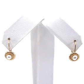 Glamorous Finish Color Match 14K Gold Pearl Earrings