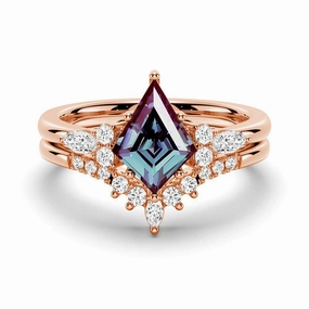 2 CT. Art Deco Kite Cut Alexandrite Engagement Ring Set With Moissanite Accents handmade touch Lightweight Accent
