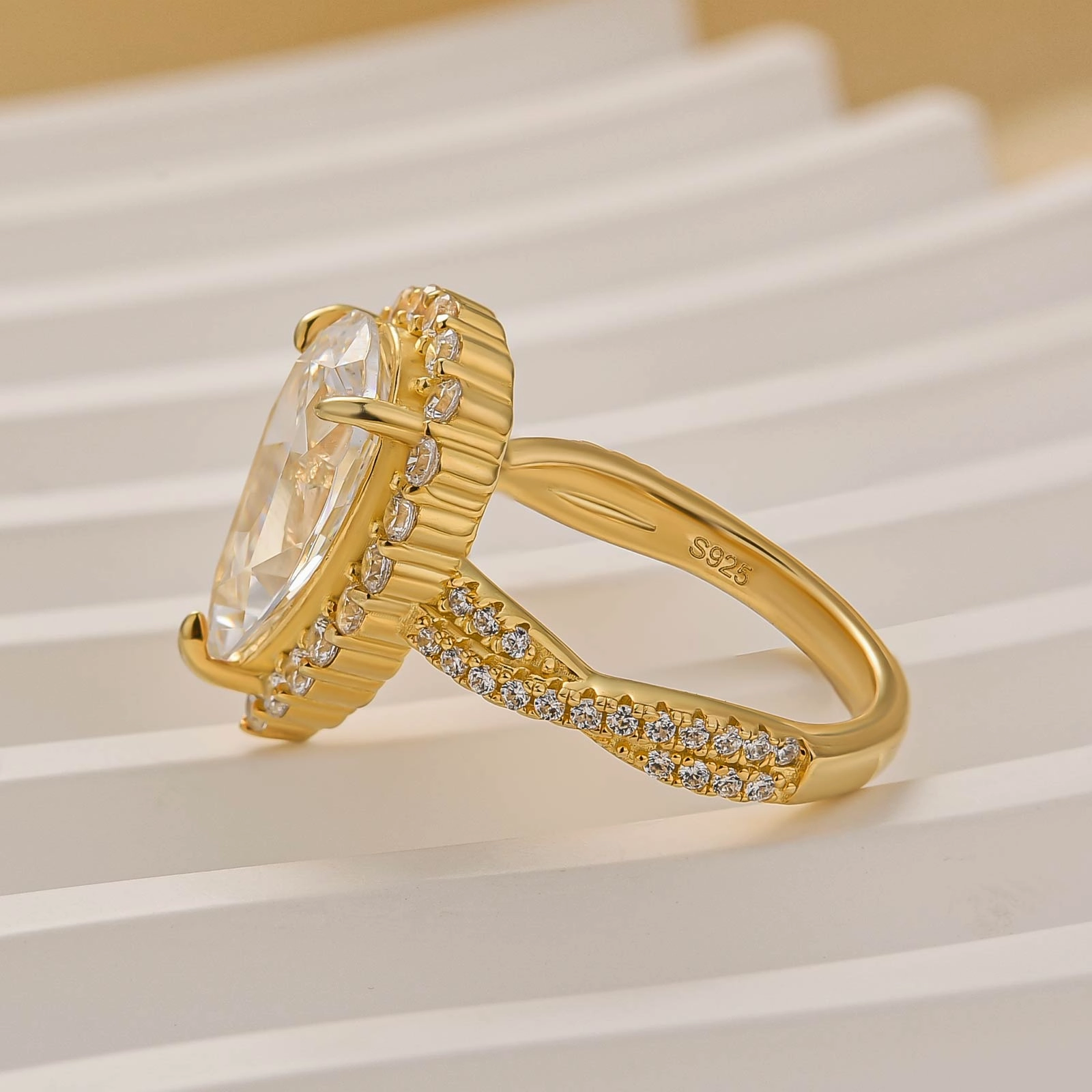 4.0Ct Pear Cut Twist Halo Engagement Ring In Sterling Silver Collectible Jewelry