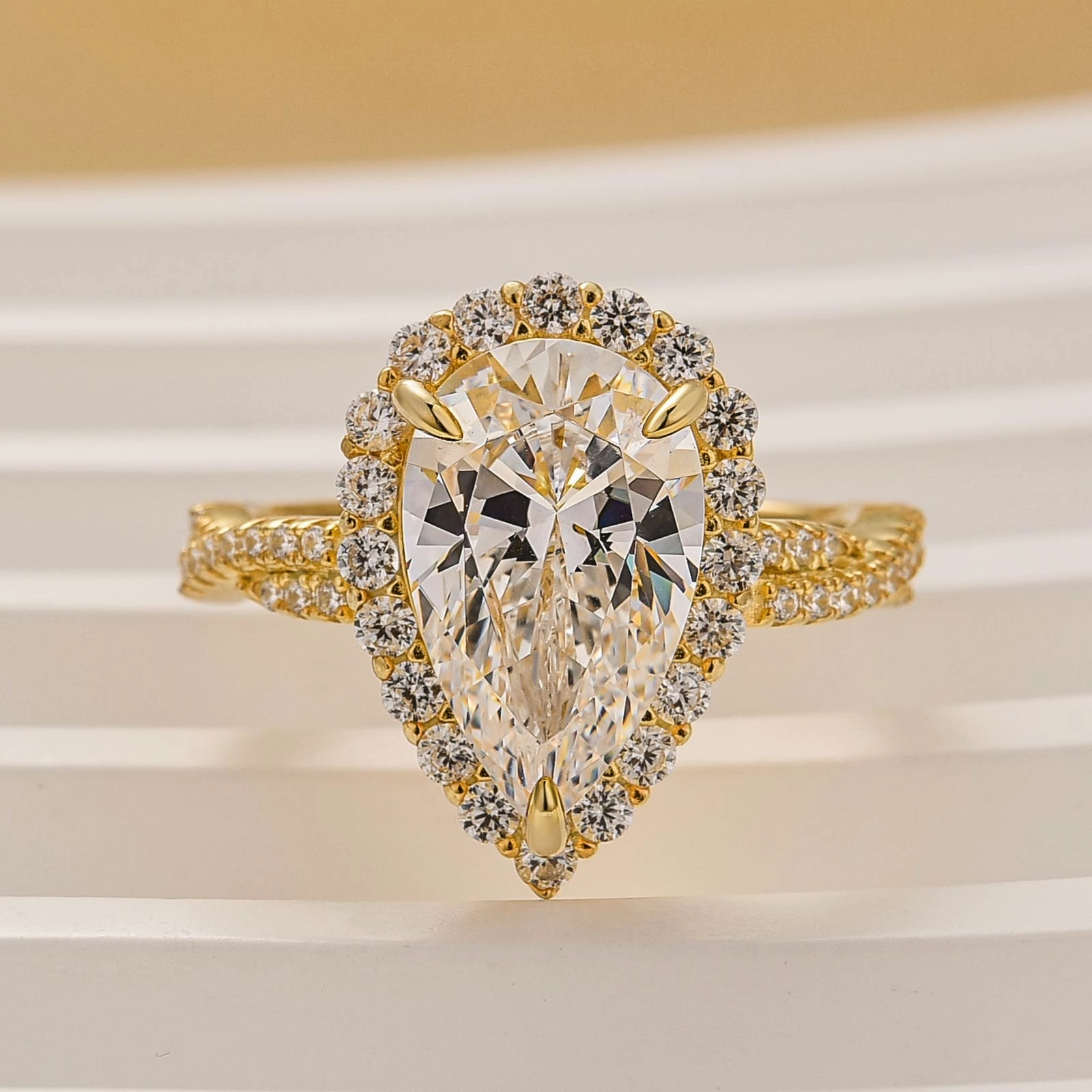 Value Design Heirloom Quality 4.0Ct Pear Cut Twist Halo Engagement Ring In Sterling Silver