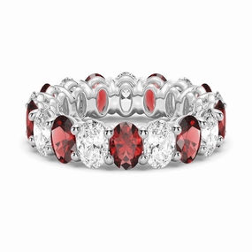 Soft Texture Beautiful Bauble 6.6 CT. Lab Grown White Sapphire with Garnet Gemstone Band