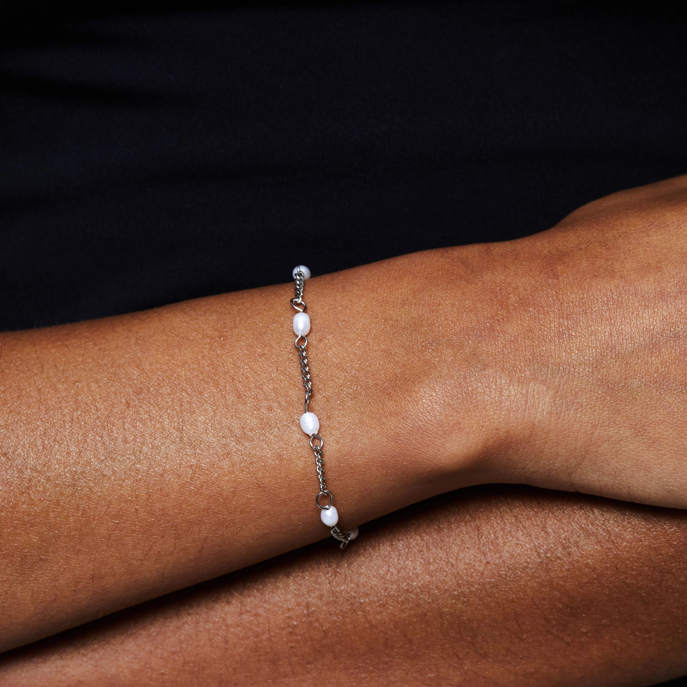 "Lovina" Freshwater Pearl Bracelet Just Cost Extensive Variety