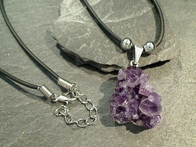 Shiny Jewelry Touch Amethyst Crystal Cluster Necklace - Silver Plated