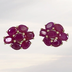 Expressive Edge Vintage Ruby Cluster Earrings set in 10K Yellow Gold. July Birthstone. 15th Anniversary. Estate Jewelry.