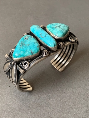 Subtle Edge Gary Reeves Navajo Natural Turquoise Sterling Silver Cuff