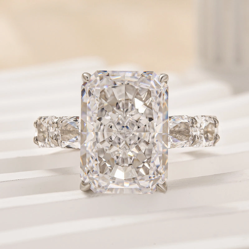 Dainty Pop Modern Statement Louily Luxury Radiant Cut Engagement Ring For Women In Sterling Silver