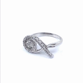 Luxurious Style Exquisite Look Sterling Silver Ring