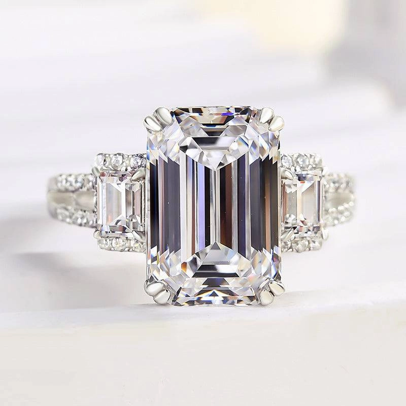 Vintage Jewelry Modern Choice Louily Luxury Split Shank Emerald Cut Three Stone Engagement Ring