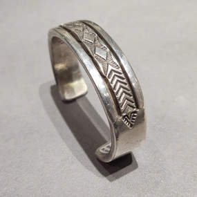 Chic Design Bruce Morgan Navajo Sterling Silver Bracelet - Handmade Native American