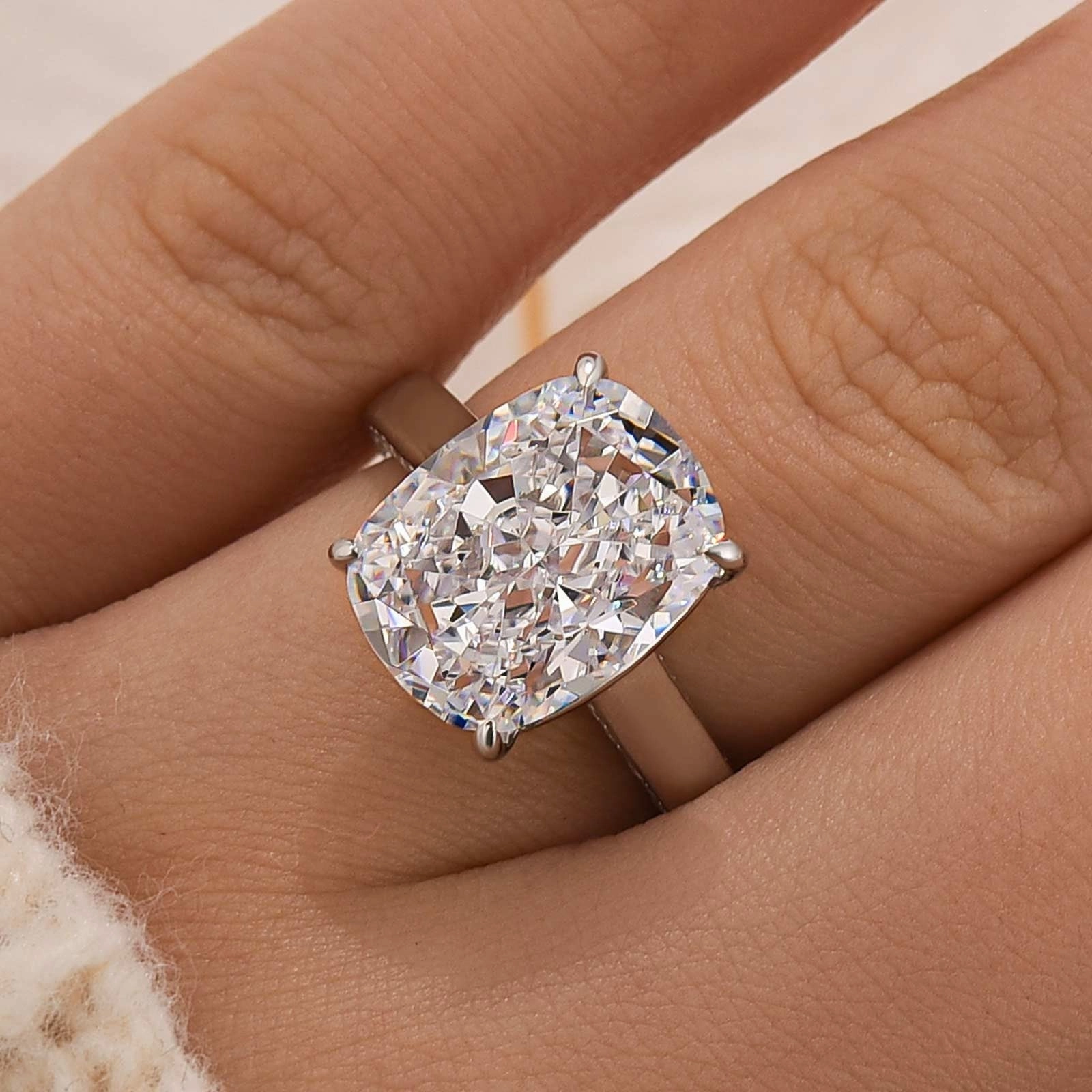 Glam Touch Handcrafted Gift Classic 8.0Ct Cushion Cut Solitaire Engagement Ring Travel Ring In Sterling Silver