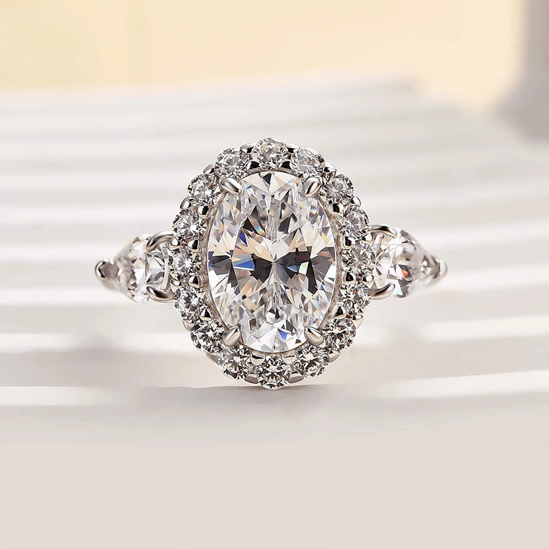 Louily Timeless Halo Oval Cut Engagement Ring For Women Hypoallergenic Jewelry Fine Style