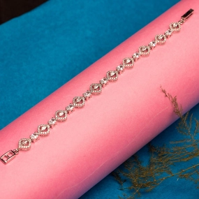 Multiple Fusions Eleganza charm wristlet