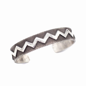Work Accent Styled Finish Ernest Rangel Navajo Handmade Tufa Cast Sterling Silver Cuff Bracelet