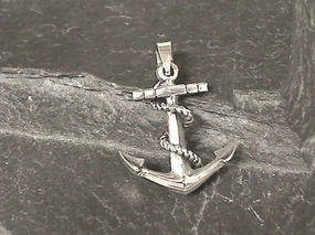 Sterling Silver Anchor Pendant Luxe Pick