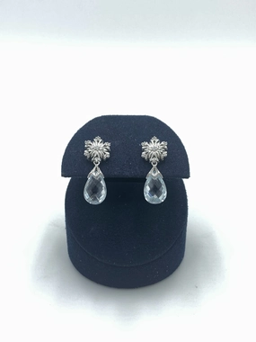 Casual Shine Office Accent 0.10ctw white gold Disney enchanted aquamarine earrings