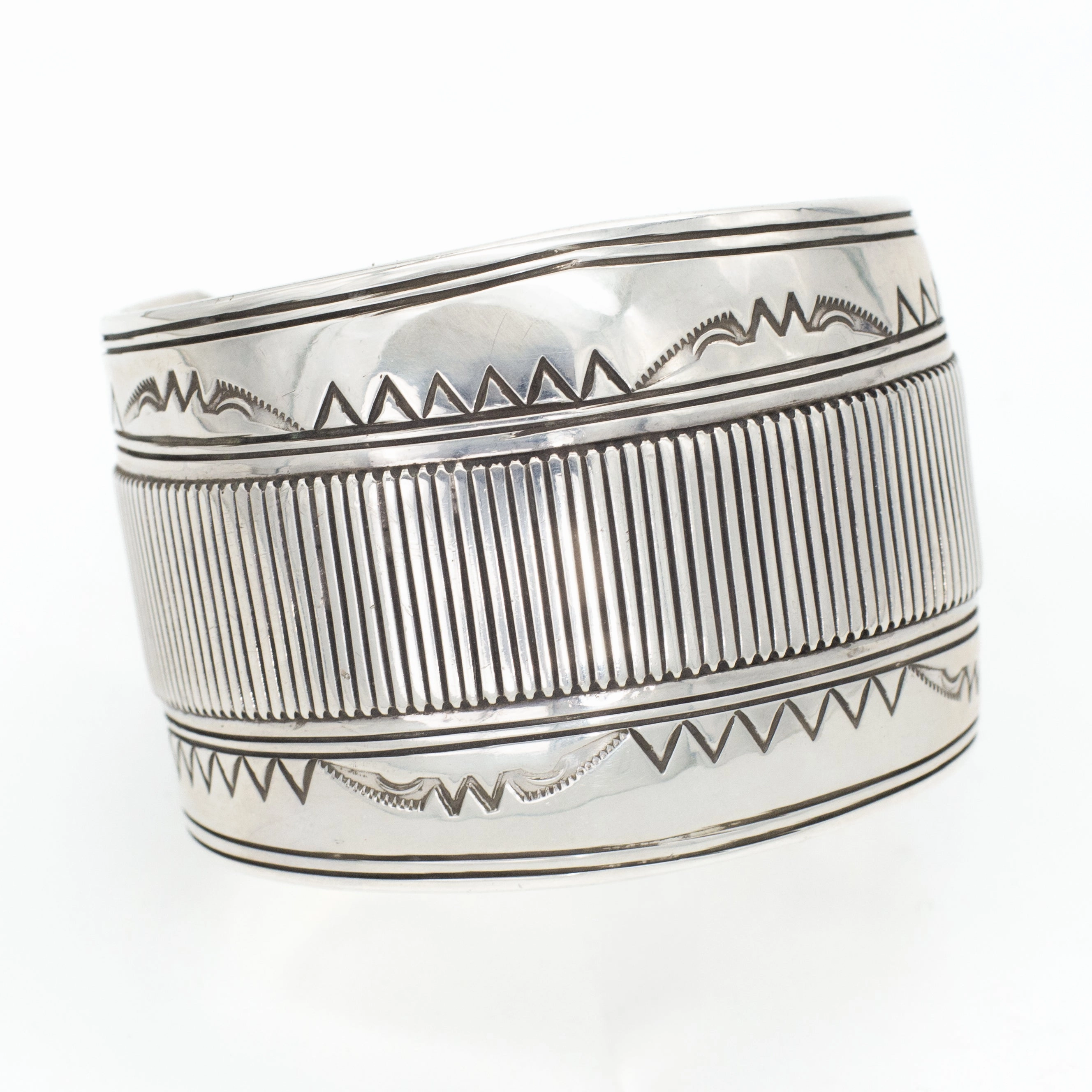 Distinctive Detailing Gibson Nez Navajo Handmade Sterling Silver Cuff Bracelet