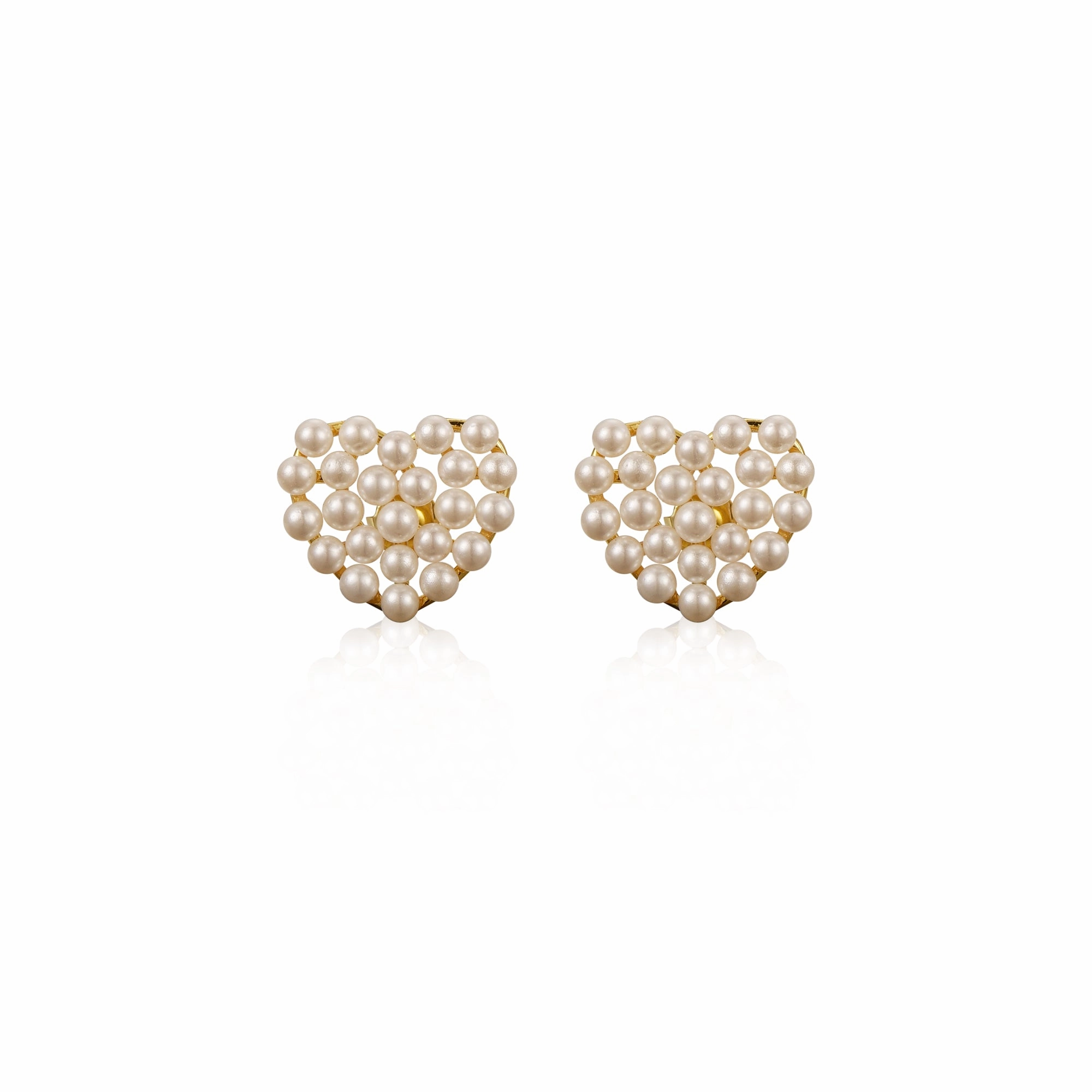 Gold Plated Surgical Steel Pearl Heart Stud Earring Flat Shot Graceful Appeal