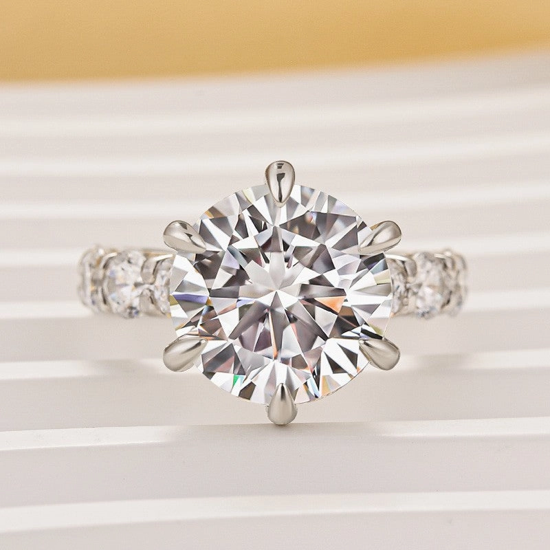 Lovely Appearance Strong Appearance Moissanite 6.0Ct Round Cut Luxe Engagement Ring Travel Rings In Sterling Silver