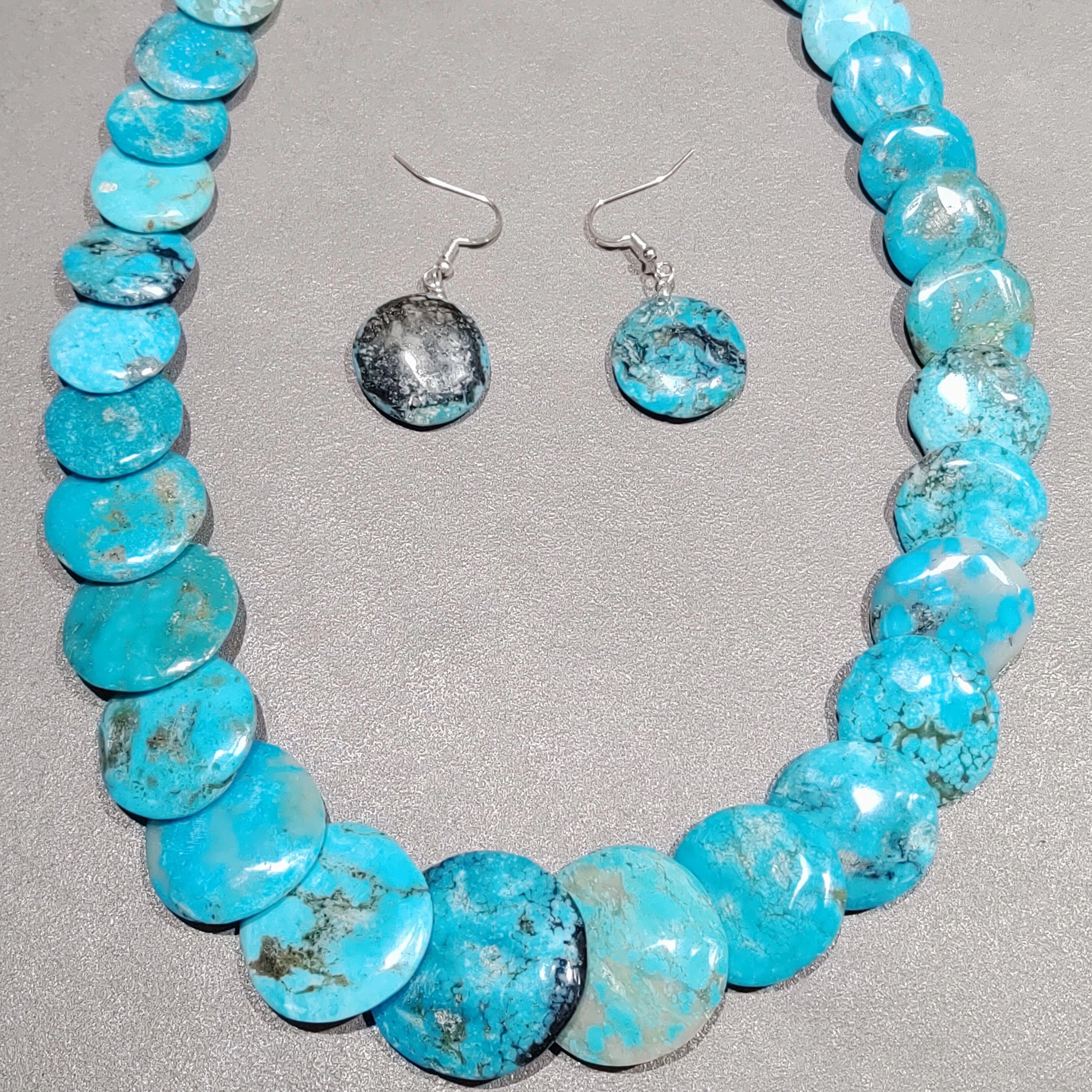 Daywear Style Dazzling Effect Joe and Joan Garcia Kewa Turquoise Necklace-Earrings Set - Handmade Native American