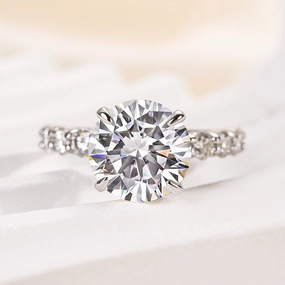 Gentle Design Louily Moissanite 4.0 Carat Round Cut Engagement Ring