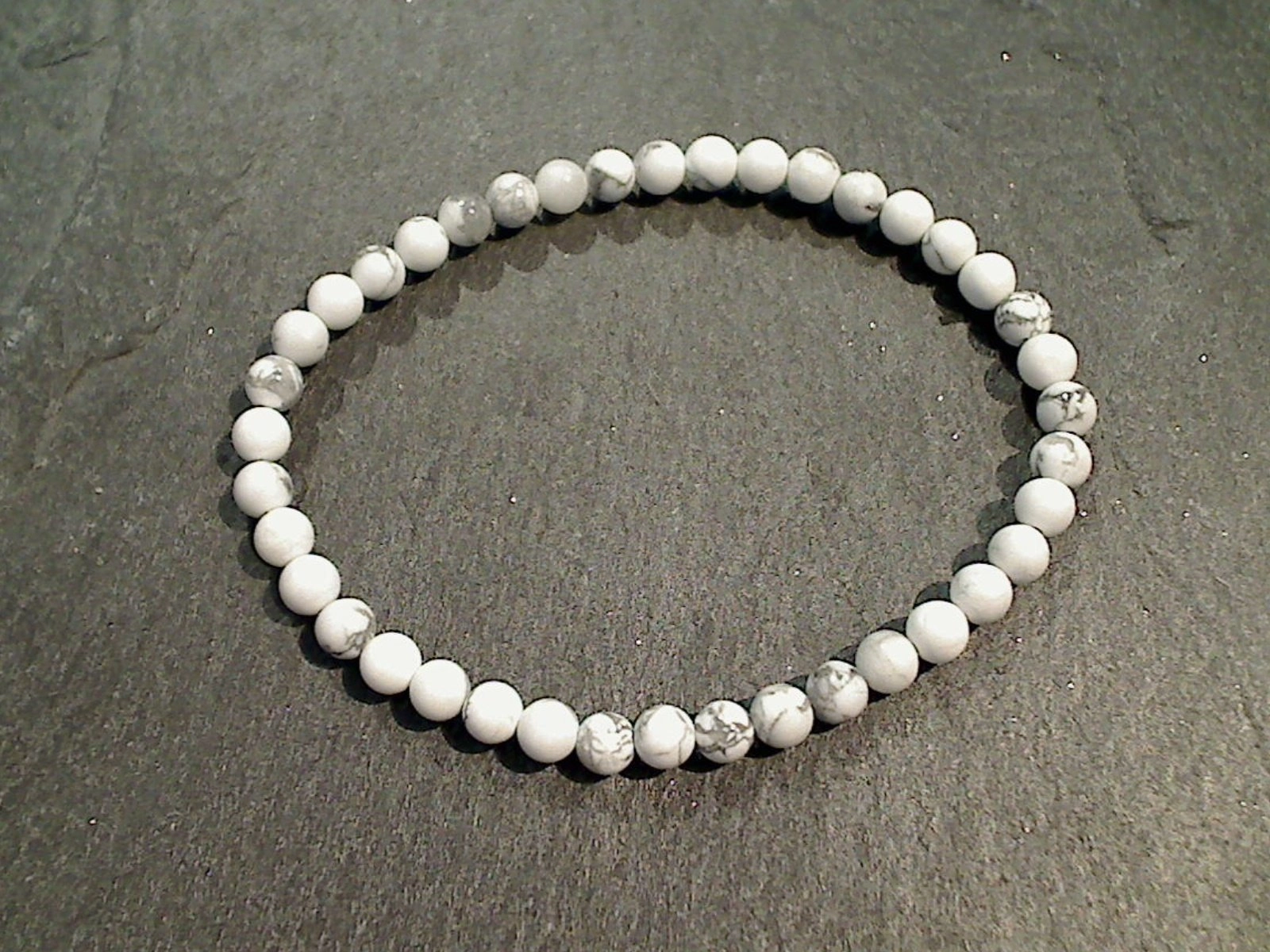 Stylish Sparkle Howlite 4MM Stretch Bracelet