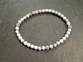 Stylish Sparkle Howlite 4MM Stretch Bracelet