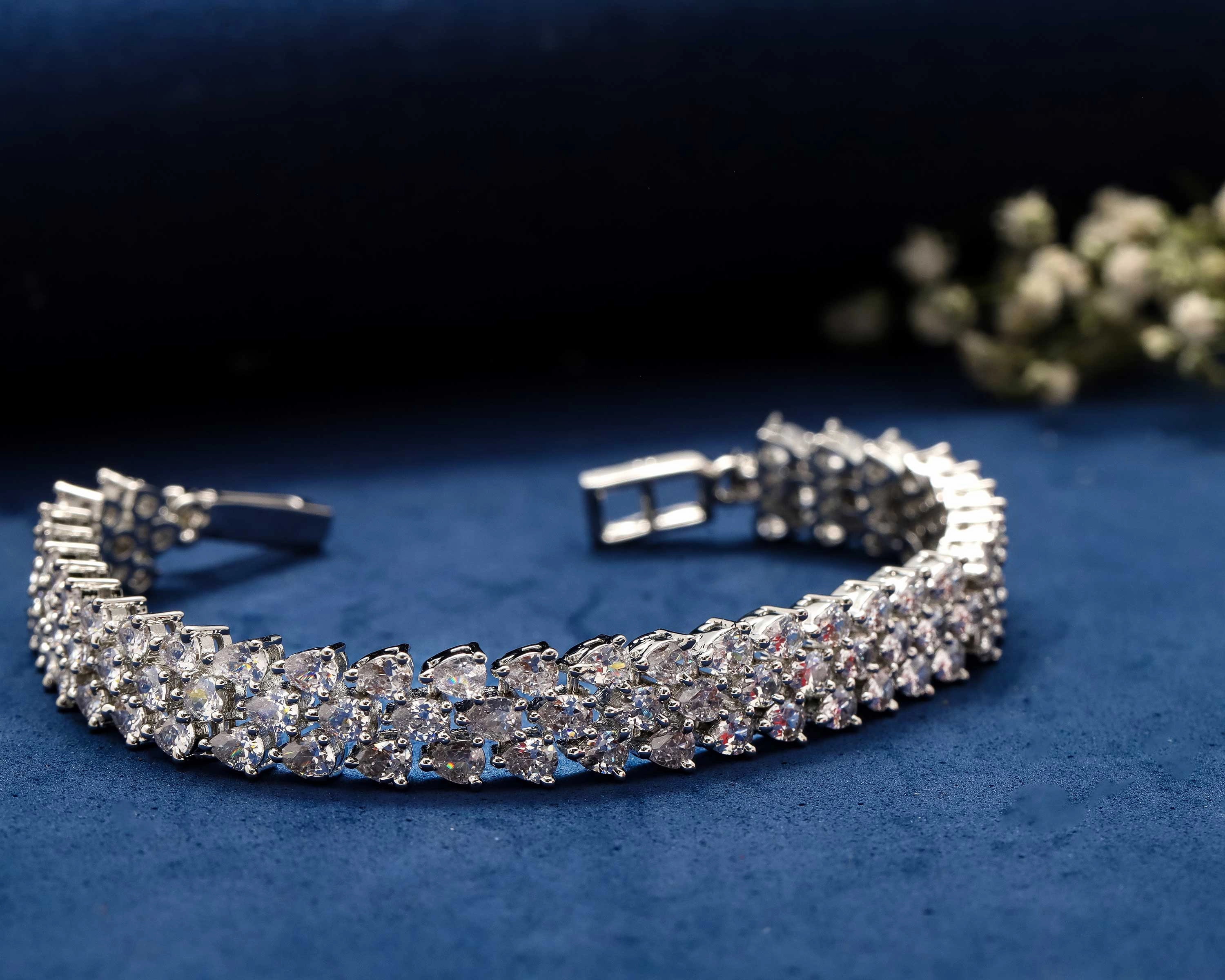 Pearto flex bracelet International Mixes