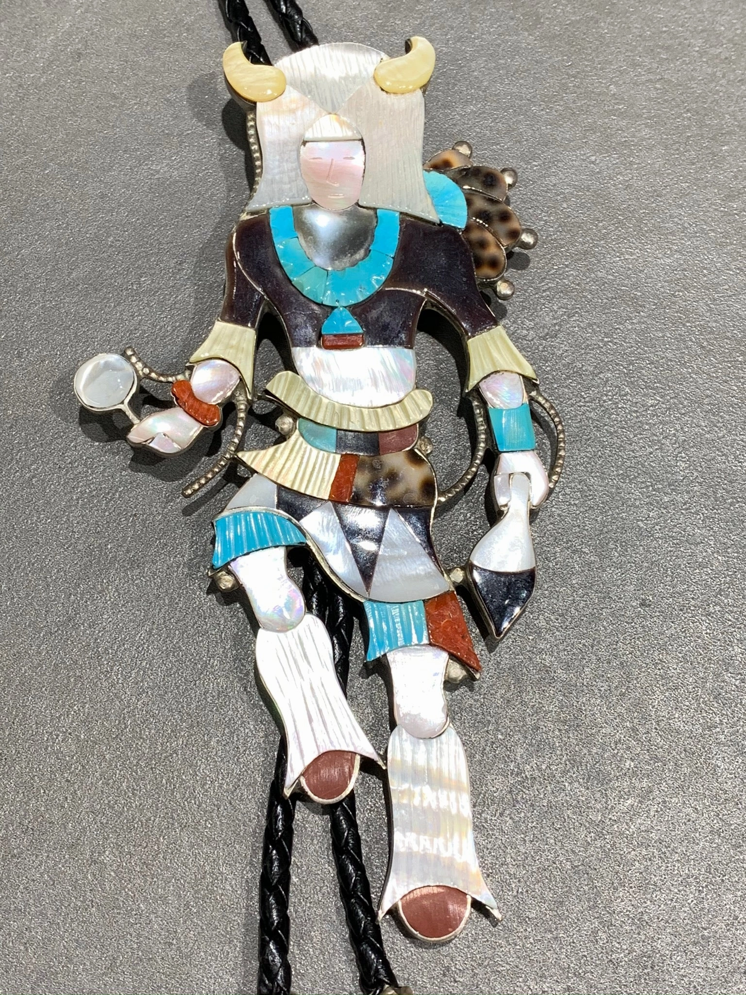 JONATHAN BEYUKA ZUNI INLAY BUFFALO STERLING SILVER BOLO W STAND Fashion Classic