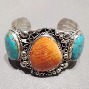 Leslie Nez Navajo Turquoise Spiny Oyster Sterling Silver Bracelet - Handmade Native American Soft Glamour Timeless Fit