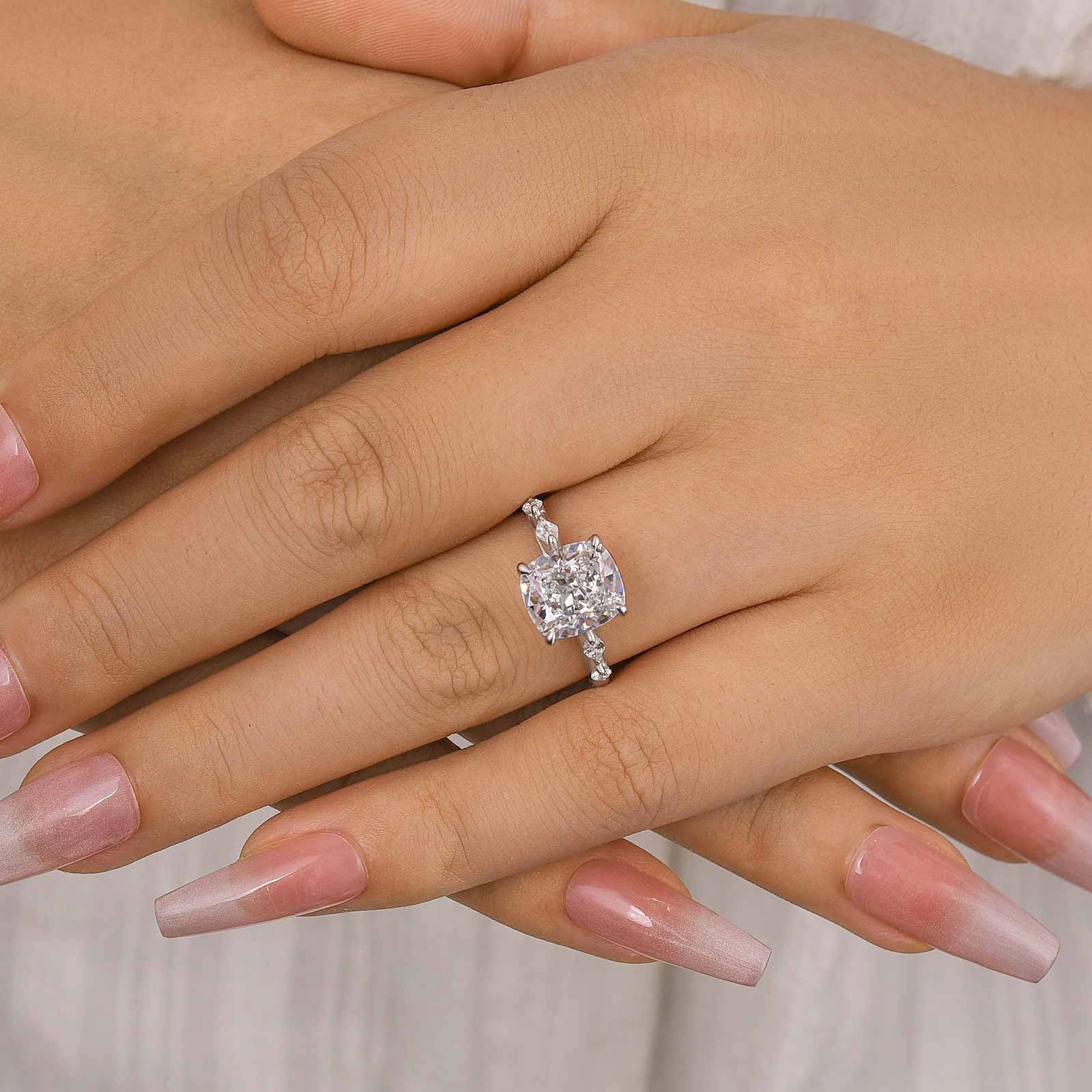 Mother??s Day Modern Article Louily Exquisite Crushed Ice Cushion Cut Engagement Ring