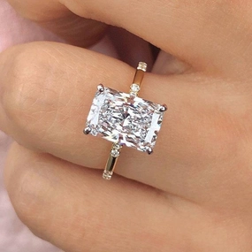 Vintage Product Statement Touch Louily Exquisite Yellow Gold Crushed Ice Radiant Cut Engagement Ring