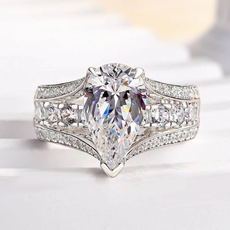 Everyday Style Amazing Item Louily Luxury Pear Cut Engagement Ring