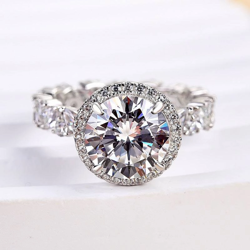 Louily Special Halo Round Cut Engagement Ring In Sterling Silver Monogrammed Piece