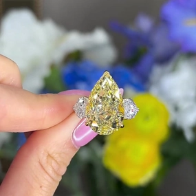 Vintage Product Louily Stunning Pear Cut Sapphire Three Stone Engagement Ring