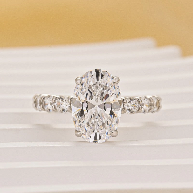 Giftable Jewelry Luxe 4.0Ct Oval Cut Engagement Ring In Sterling Silver For Women