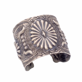Exclusive Gifts Vincent Platero Handmade Navajo Sterling Silver Repouss?? Bracelet