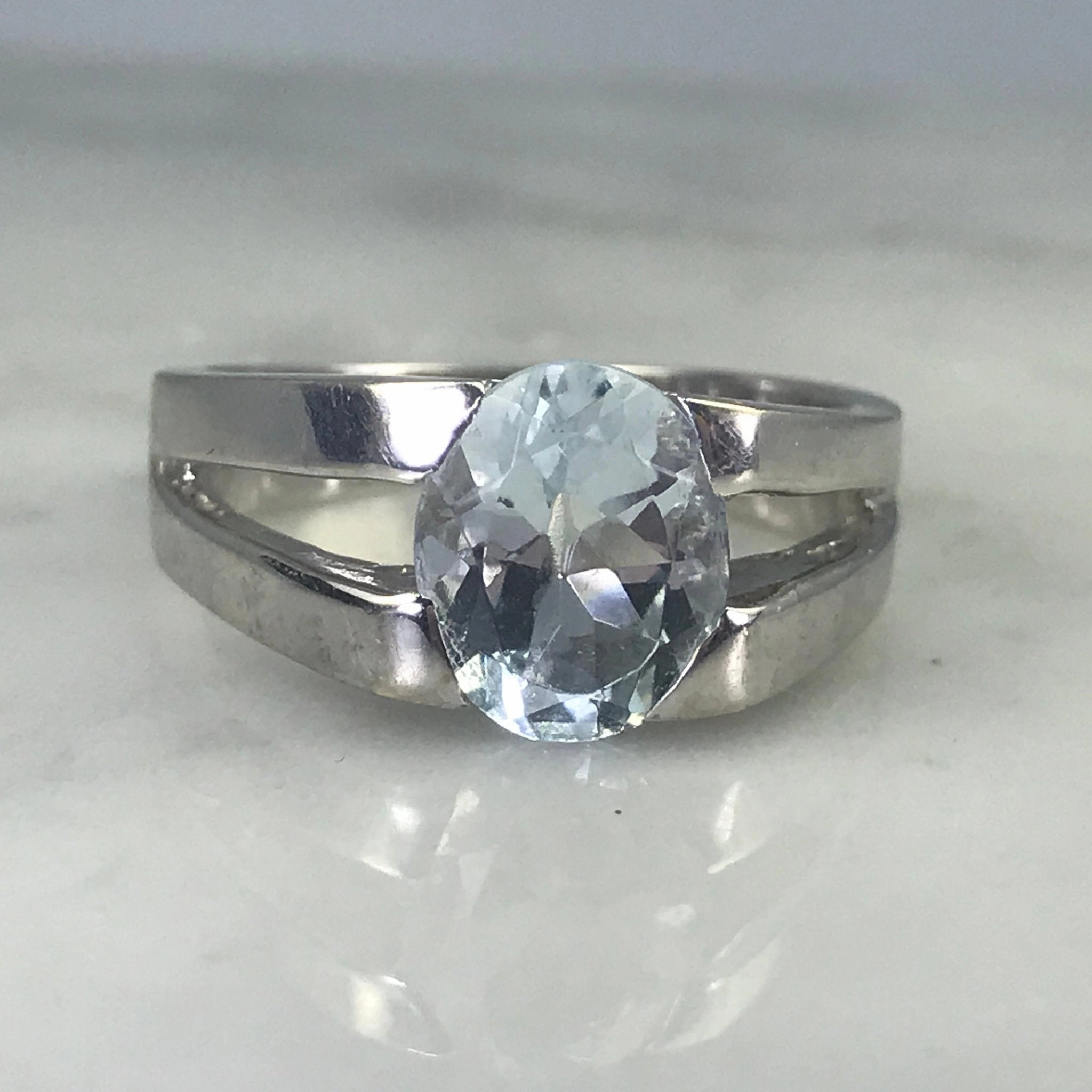 Seasonal Trend Effortless Look Modernist Aquamarine Engagement Ring. 10k White Gold. March Birthstone. 19th Anniversary.