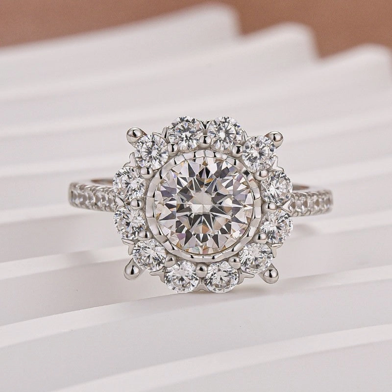 Strong Gift Classic revival Moissanite 1.2Ct Halo Round Cut White Gold Engagement Ring