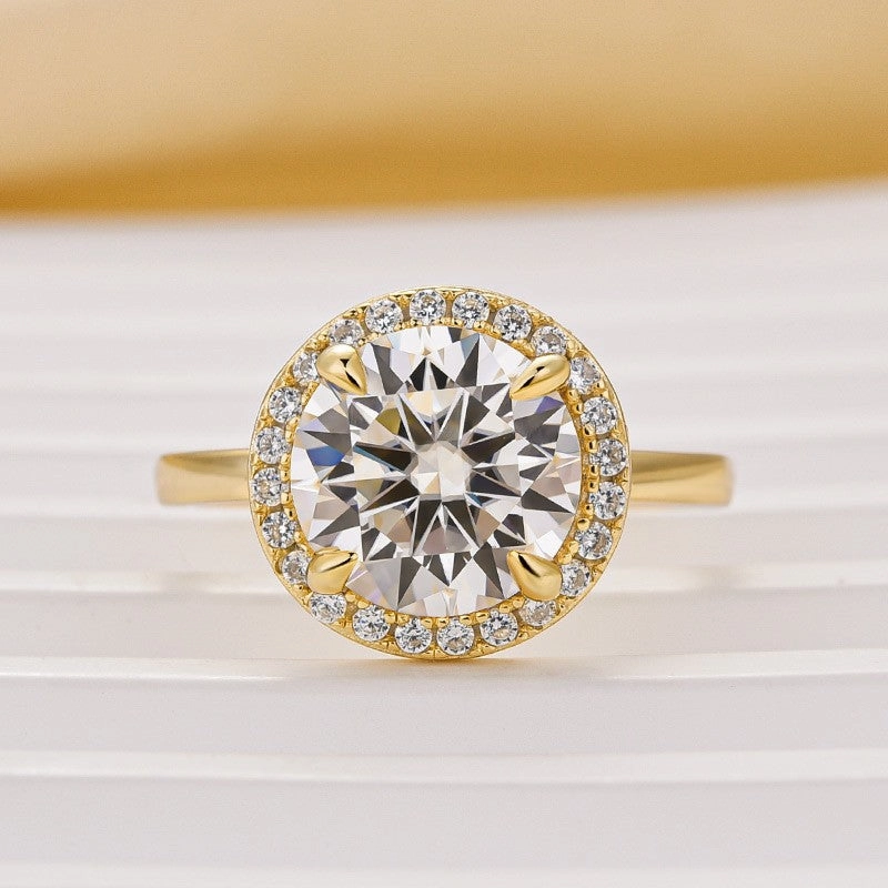 Moissanite Classic 3.0Ct Round Cut Halo Engagement Ring In Sterling Silver Classic Look