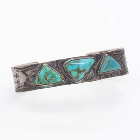 Navajo Handmade Sterling Silver Turquoise Cuff Bracelet (Hallmark Unknown) Sculpted Touch Shiny Jewelry Pieces