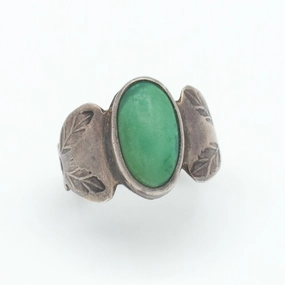 Navajo Handmade Sterling Silver Turquoise Ring (Hallmark Unknown) (Size 3) Luxe Shine Glamorous Appeal
