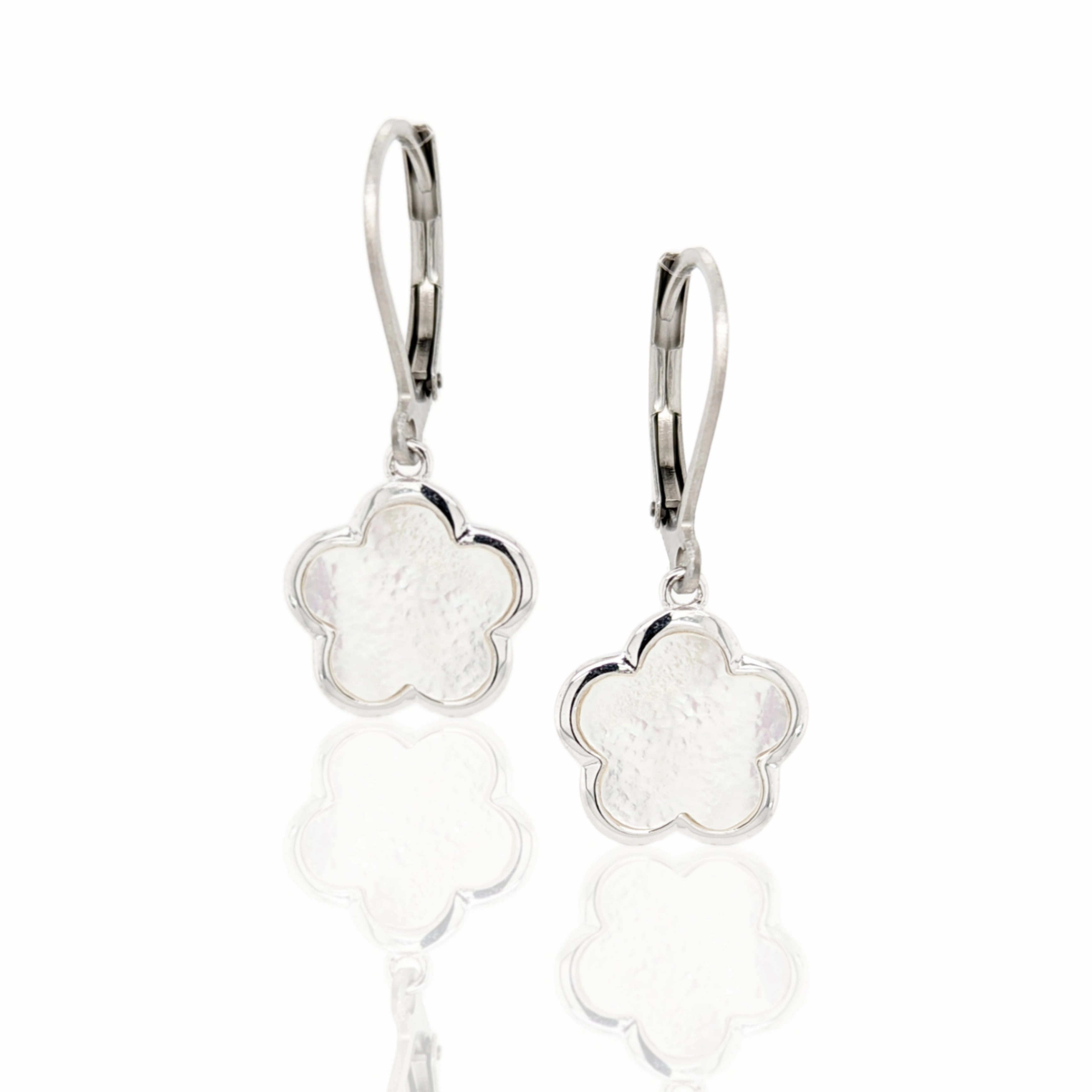 Surgical Steel Mother of Pearl Flowers Earrings on Leverback Shining Accent