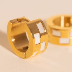 Glow Layer Pearl Shell Checkered Super Chunky Huggie Hoop Earrings