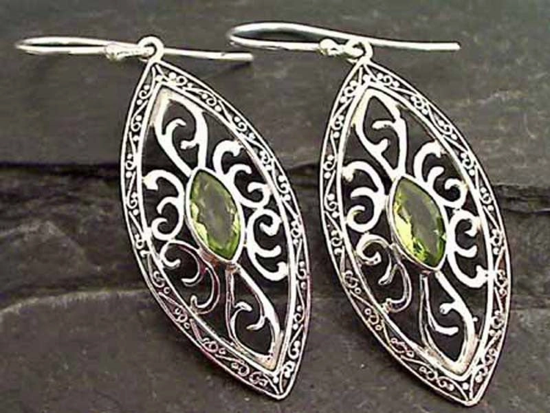 Graceful Accent Ornate Edge Peridot, Sterling Silver Earrings