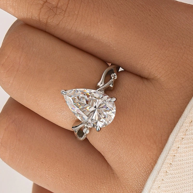 City Fashion 4.0Ct Pear Cut Twisted Willow Ring White Gold Moissanite Diamond Ring