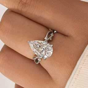 4.0Ct Pear Cut Twisted Willow Ring White Gold Moissanite Diamond Ring Office Accent